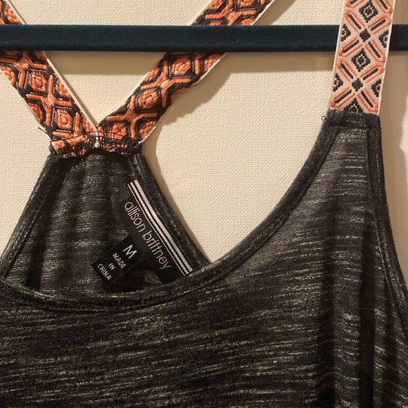 Tank top/hoodie workout bundle - Picture 3 of 9